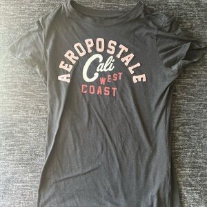 classic aeropostale fitted tee, size M
